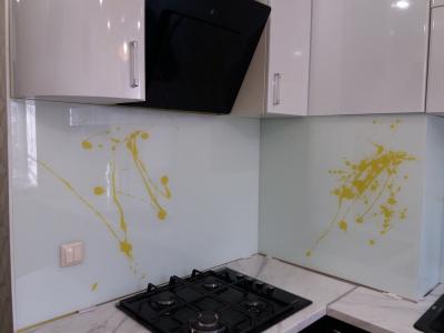 Фартук из стекла ул. Дружбы народов